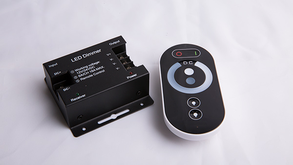 led控制器系统如何解决led调光控制的痛点？